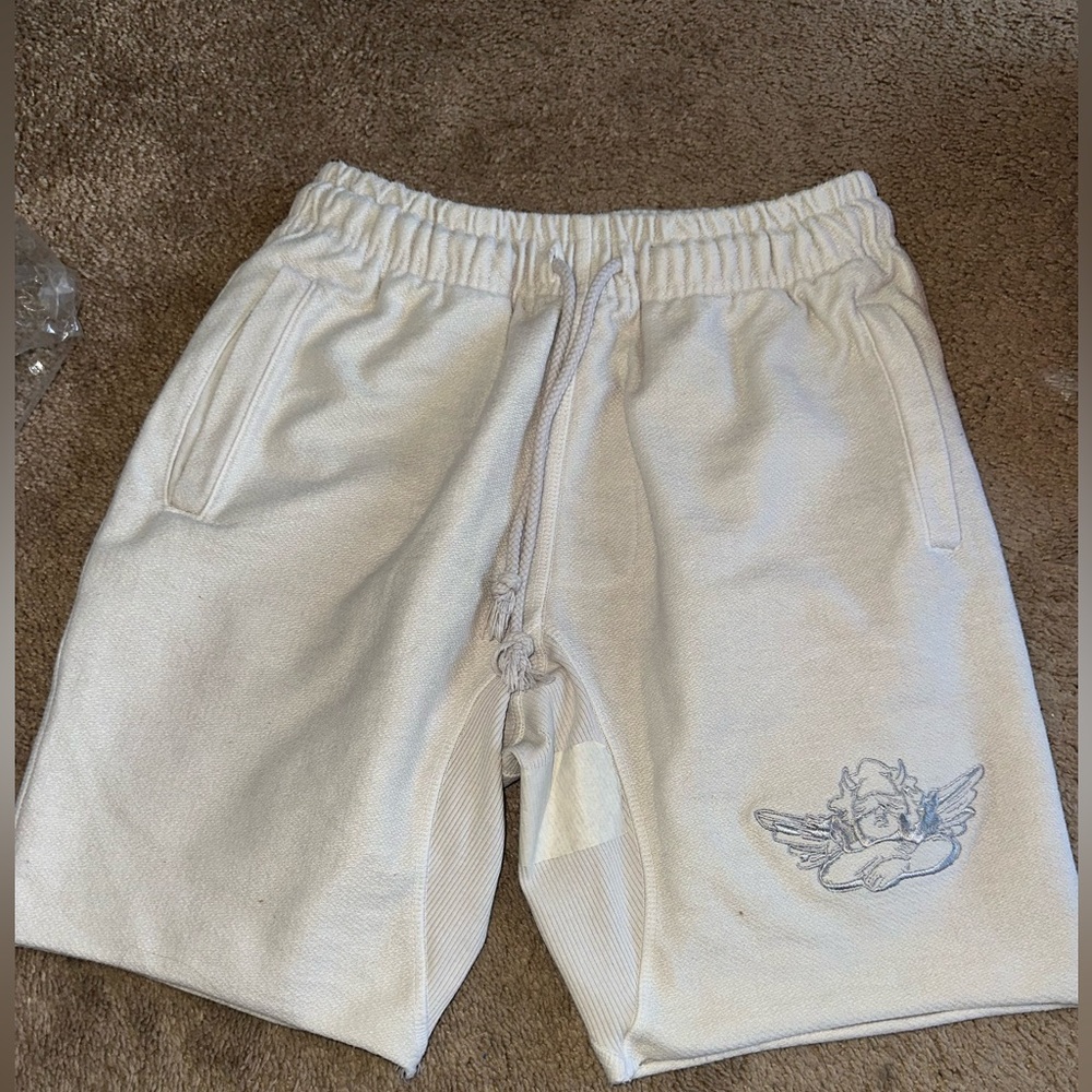 Boys lie size small inside out shorts